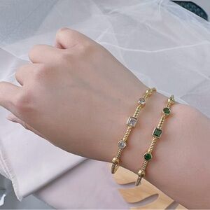 Elegant Gold Clear Color Bracelet Set